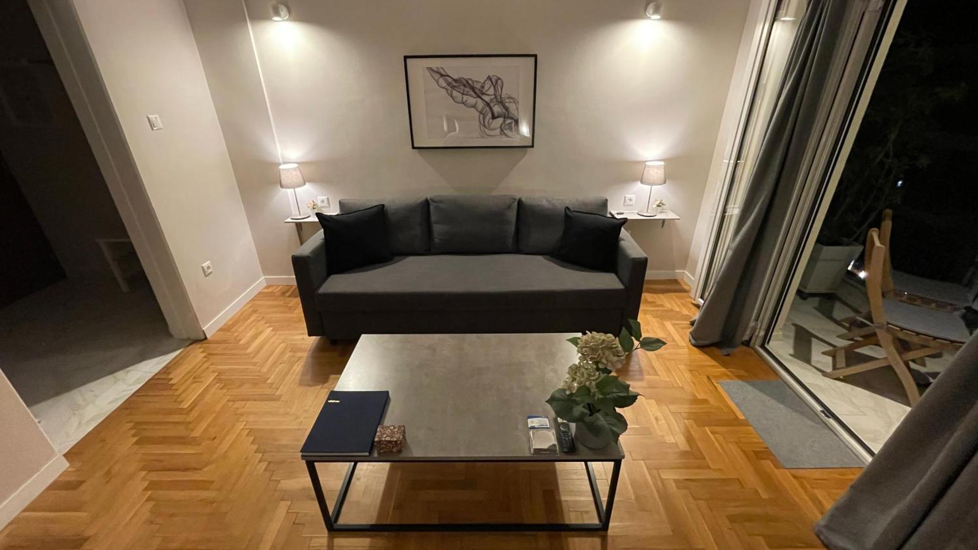 4 Newly Renovated Charming Apartments Steps From Panormou Metro Station Афины Экстерьер фото