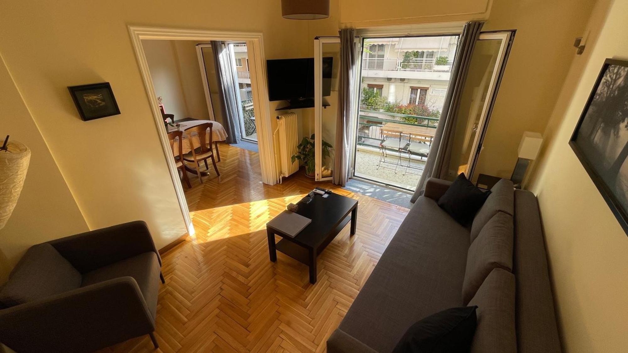4 Newly Renovated Charming Apartments Steps From Panormou Metro Station Афины Номер фото