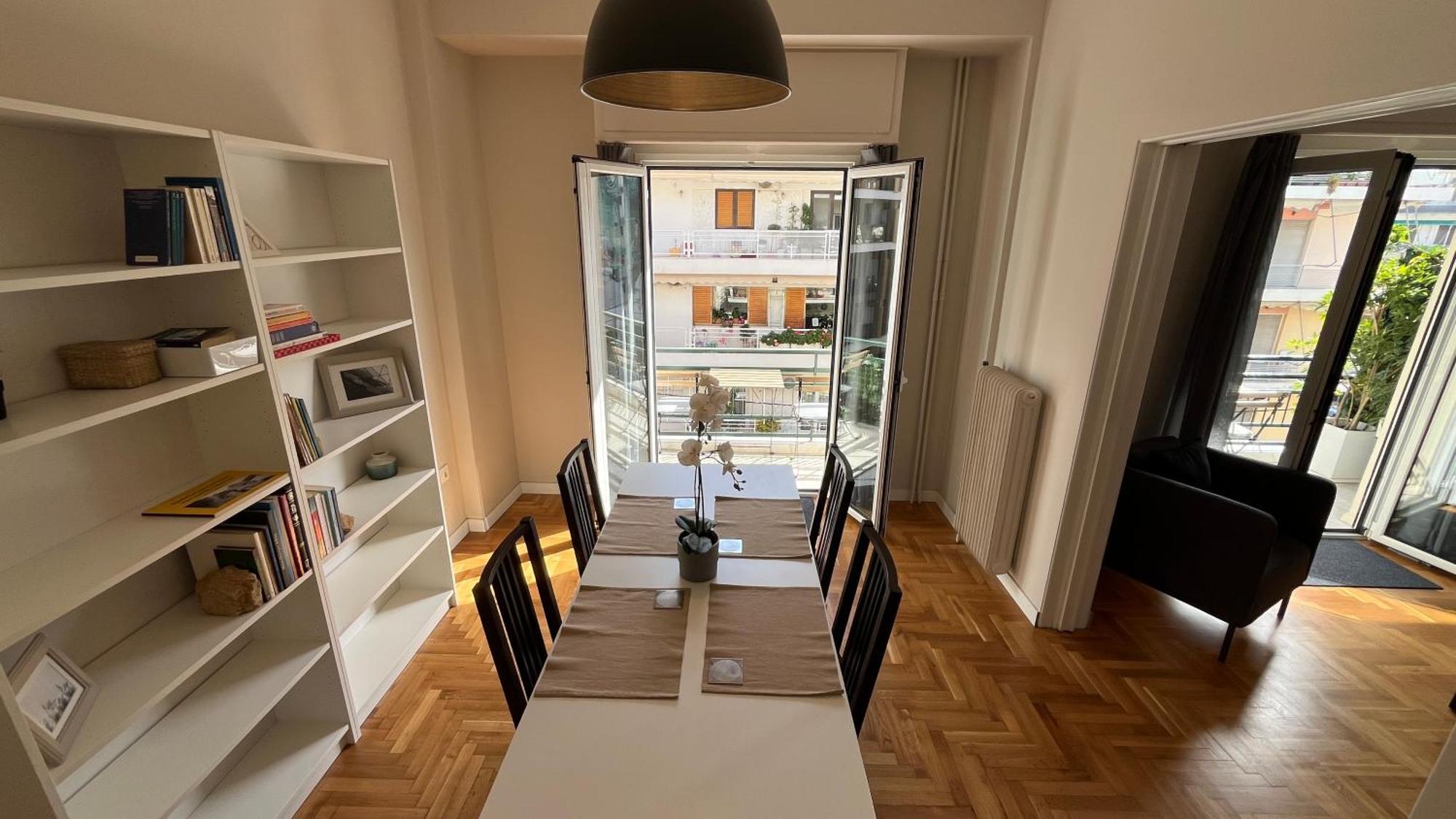 4 Newly Renovated Charming Apartments Steps From Panormou Metro Station Афины Номер фото